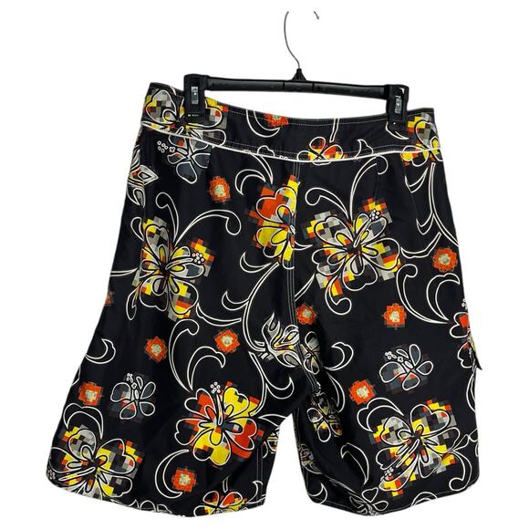 VTG 90s y2k Quiksilver Board Shorts Men's 32 Black Pixel Floral Surf Beach - Picture 2 of 5